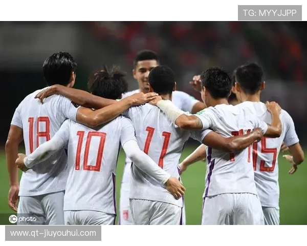 李硕勋以坚韧意志追逐绿茵梦想展现新时代青年足球精神